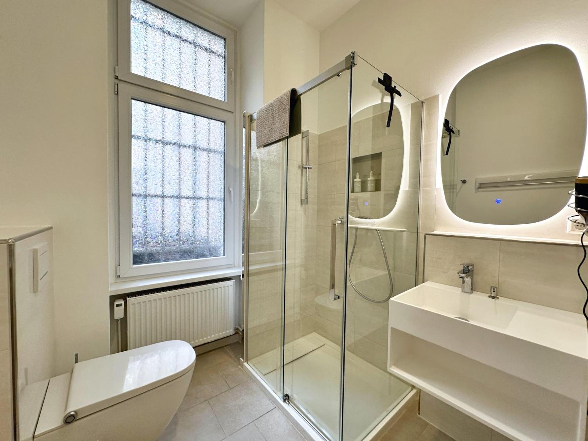 Appartement Fairapart 5 Rooms, 2 Baths, 120sq M Prenzlauer Berg